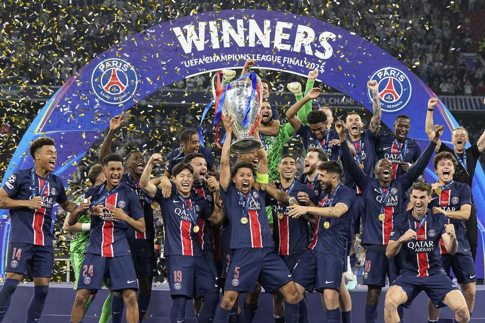 曼联拉什福德末段绝杀狼队